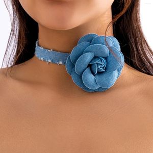 Pendant Necklaces Exaggerated Romantic Blue Big Rose Flower Clavicle Chain Necklace Women Elegant Korean Fashion Short Choker Y2K Wed