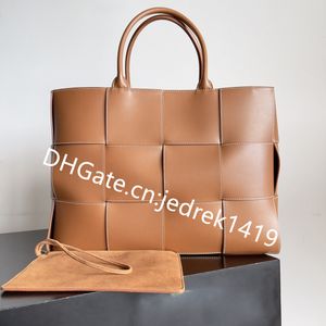 Arco Tote Designer Travel Luxury Handbags 10A أعلى جودة Nappa Leather Leisure Prace CARGER