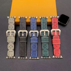 Cinturini per cinturini di lusso Cinturino per Apple Watch 38mm 40mm 41mm 42mm 44mm 45mm 49mm Cinturini per orologi di alta qualità iWatch 8 7 6 5 4 Vera pelle L con logo Box Donna Uomo