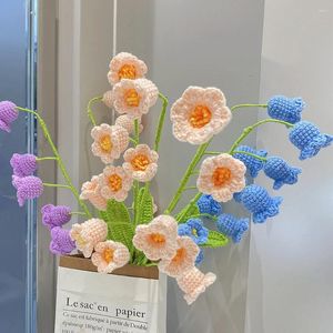 Fiori decorativi lavorati a maglia fatti a mano artificiali lavorati a mano all'uncinetto Calla Giglio Margherita Fiore Decorazioni per la casa di nozze Regali di San Valentino