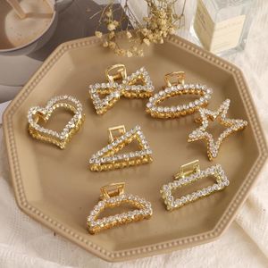 Hair Clips 2024 Women's Metal Crystal Pearl Claw Hairpin Fashion Star Heart Bowknot Geometric Accessories