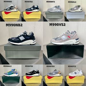 Scarpe da corsa designer Nuove 990 990V2 990v3 990v4 Penny Cookie Pink Pink Baby Shower Blue Sea Sale per pista da esterno Sneakers traspirato Sneaker traspirato 36-45