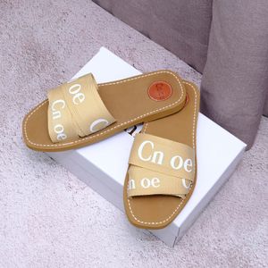 New Designer WomenWooden Sandals Fluffy Flat Bottom Mule Slippers Multi color Lace Letter Canvas Slippers Summer Home Shoes Luxury Brand chl01 Beach Shoes Size