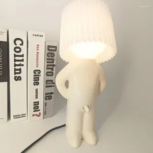 Table Lamps Claeted Naughty Boy Creative Lamp Unique LED Pleats Reading Lighting Bedroom Bedside Night Light Children's Gift