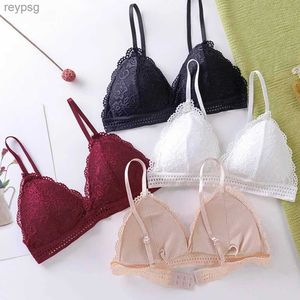 Bras Bras French Beautiful Back Bra WomenS Thin Lace Beautiful Back Bra No Steel Ring Sling Strap Small Chest Gather Up Bra YQ240203