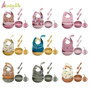 6Pcs1Set Baby Feeding Dining Appliance Waterproof Bibs For Children NonSlip Bowl Dinner Set Plates Spoon Fork Cup Stuff 240131