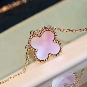 Van Clover Necklace Cleef Four Leaf Clover Neckalces Necklace vanly ly Simple V Gold Thick Plated 18K Rose Gold Four Leaf Grass Pendant Fashion Style