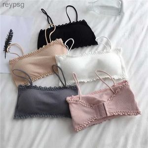 Bras Bras New Teen Girls Bra Lace Girls Wrapped Chest Underwear Comfortable Puberty Teenage Training Bras Tube Top Teens Bras Lingerie YQ240203