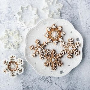 Baking Moulds 2024 Christmas Snowflake Cookie Plunger Cutters Fondant Cake Mold Biscuit Sugarcraft Decorating Tools Cookies