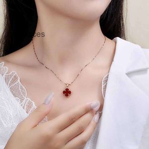 Van Clover Necklace Cleef Flowers Necklaces designer pendant chain lucky sterling silver 18k gold ladies ins small design girlfriend gift