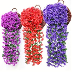 装飾的な花1PC人工バイオレットフラワーバインプラスチック偽の壁吊り植物ウェディングホームガーデンデコレーション用ウィステリアガーランド