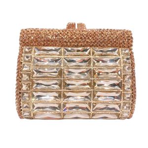 Nuovo set di diamanti borsa da pranzo in vetro acqua diamante banchetto borsa da club con strass femminile portatile 240203