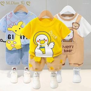 Set di abbigliamento 2024 Tute per bambini in cartone animato Set per bambini per ragazze dei ragazzi Abiti casual estivi carini Pantaloncini a righe per bambini