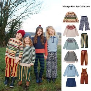 Kläder sätter barn stickat 2024 hösten/vinter kp pastoral stil randig tröja kort kjol overaller flickor klänning