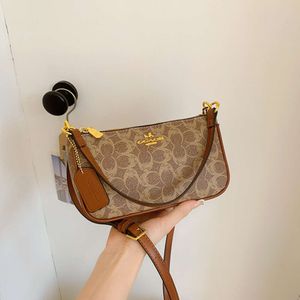 Nova venda quente das mulheres axilas crossbody impresso pequeno quadrado versátil bolsa de ombro 2024 78% de desconto na loja atacado