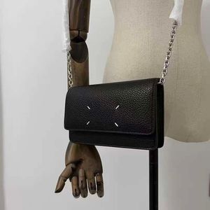 2023 New Super Hot Magilla Trendy Versatile Fashion High Grade Chain Bag Single Shoulder Crossbody Envelope Bag 240128