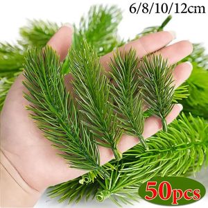 Flores decorativas 10-50pcs ramo de pinheiro artificial agulhas verdes plantas falsas folhas diy guirlanda de árvore de natal enfeites decoração de natal