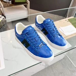 New Ace Italy Luxury Sneakers Platform Low Men Women Shoes Casual Dress Trainers Brodered Ace Bee White Green Red 1977S Stripes Mens Shoe Walking Sneaker 1.25 066