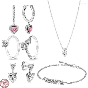 Pietre preziose sciolte con serie classica di cuori brillanti in argento sterling 925 con collana, bracciale, orecchini, gioielli da donna di lusso leggero