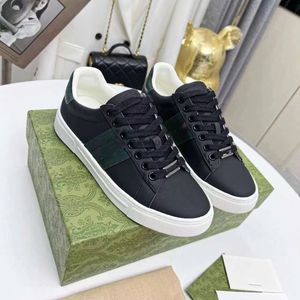 New Ace Italy Luxury Sneakers Platform Low Men Women Shoes Casual Dress Trainers Brodered Ace Bee White Green Red 1977S Stripes Mens Shoe Walking Sneaker 1.25 0887