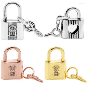 Löst ädelstenar Original Rose Gold Lock Heart Key med Crystal Pendant Pärlor 925 Sterling Silver Charm Fit Europe Armband DIY SMEEXKE