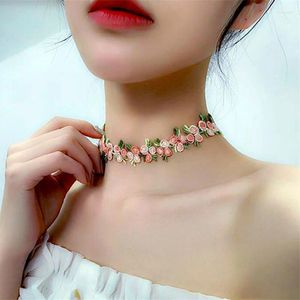 Choker Sweet Flowers 레이스 목걸이 여자 여자 자수 목걸이 패션 낭만적 인 디자인 액세서리 인 Jewelry Gift