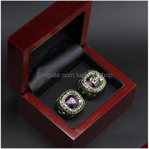 2 pezzi 8 24 Bryant Basketball Team Champions Championship Ring con scatola di legno Sport Souvenir Men Fan Gift 2023 Consegna all'ingrosso Dhv80