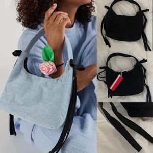 Вещевые сумки, оригинальная американская мини-женская сумка с бантом, прочная сумка под мышками, уникальный дизайн, 2024