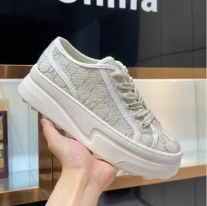 Tennis 1977 Sneakers con suola spessa Designer Uomo Donna Canvas Sneakers casual Classics High Top Sneaker Luxury Platform fashion Sneakers basse off the grid 35-45