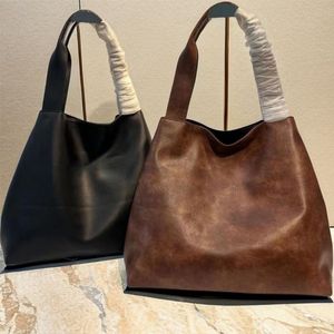 GAI 2024 Fashion Miui Brown Black Bags Designer Women Cowhide Large Capacity Tote Hobo Handheld Armpit Bag