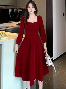 Casual Dresses Women Red Velvet Luxury Party Wedding Dress Autumn Winter Chic Diamonds Square Collar 2024 Korean Elegant Bodycon