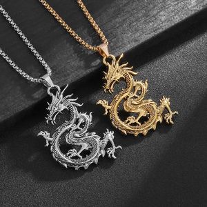 Hänghalsband Hip-Hop Chinese Style Zodiac Dragon Personlig halsband för män och kvinnliga tröja kedja smycken