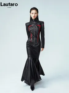 Vestidos casuais Lautaro primavera outono legal vermelho e preto retalhos de couro falso maxi vestido mulheres com bainha destacável roupas de designer de luxo