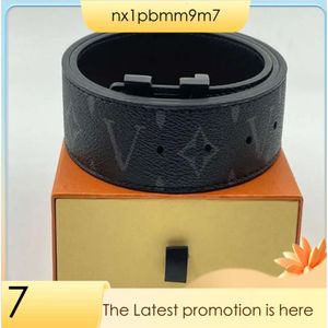 Men Designers Belts Classic Fashion Casual Letter Smooth Buckle Womens Mens Leather Belt Width 3.8Cm With Orange Box 917