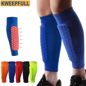 1Pair Soccer Shin Guards Shin Pads for Youth Adult Calf Compression Sleeve With Honeycomb PadProtective Equipment för fotboll 240129