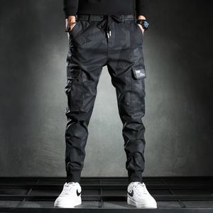 Sweatpants män kamouflagelasticitet Militärlastbyxor med flera fickor bottar Bottoms avslappnade joggerbyxor 240130