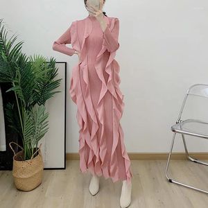 Casual Dresses VANOVICH Fashion Pleated Edible Tree Dress 2024 Autumn Slim Waist Stand Collar Solid Color Ankle-Length