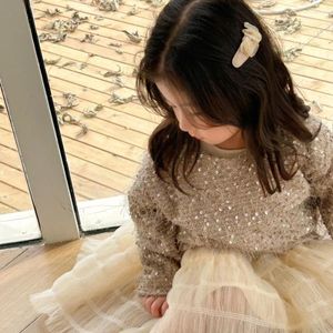 Jackets Children Clothing 2024 Fashion Sequin Top Girls All Match Vintage Round Neck Casual Simple Sweet Princess Pullover