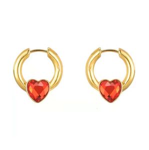 2024 Ny kärlek Gemstone Stud Temperament Exquisite Peach Heart Earrings French Light Luxury Fashion Trend Sweet All-Match smyckespresent
