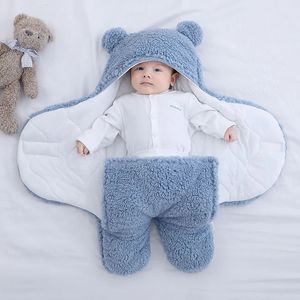 Baby Sleeping Bag Ultra-Soft Fluffy Fleece Född filt Infant Boys Girls Clothes Sleeping Nursery Wrap Swaddle 3 6 M 240119