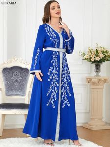 Abbigliamento etnico Abayat Emberoidery Maxi abiti da donna scollo a V manica lunga con cintura caftano turco per le donne Jilbab 2024 Autunno