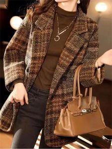 Kvinnors kostymer Yitimoky Plaid Wool Blazers för kvinnor 2024 Fashion Office Ladies Notched Double Breasted Coats Vintage Long Sleeve Jacket