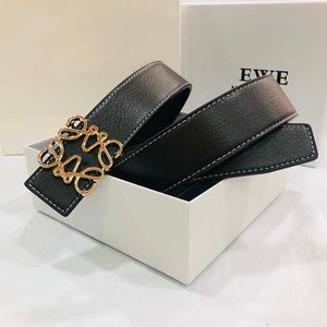 Cintura di designer Cintura bianca per uomo Fashion Loeewe Belt Box UNISEX UNISEX UNISE E DONNE GURATO GOLD ALEGANTE CINTURA ELEGENTE CEINTURE FEMME FEMME WIGHT BINTHE 505 505