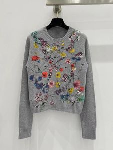 Kvinnors tröjor designer vintage broderad blommig crewneck kashmir tröja fall/vinter mode allt-i-ett stickat tröja