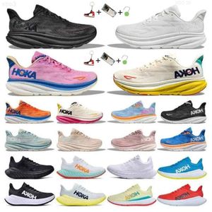 10a Top New Clifton 9 Hoka One Bondi 8 Athletic Shoe Running Shoes Sneakers Chock Absorbering Road Fashion Mens Womens Top Designer Kvinnor Män storlek 36-45