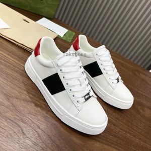 Nowy as Ace Włochy Luksusowe trampki Platforma Low Men Buty Kobiety Buty swobodne sukienki Haftowane Ace Bee White zielony czerwony czerwony 1977s Stripes Męskie buty Sneaker 1.25 033