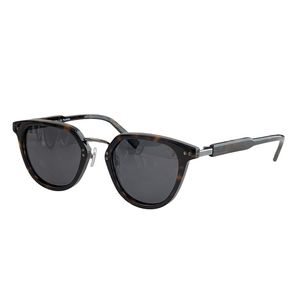 مصمم نظارات شمسية للنساء Sun Glasses SPR17Y أزياء خارجية خالدة من الأسلوب الكلاسيكي النظاري الرجعية للجنسين Goggles Sport ظلال متعددة على نمط مع مربع