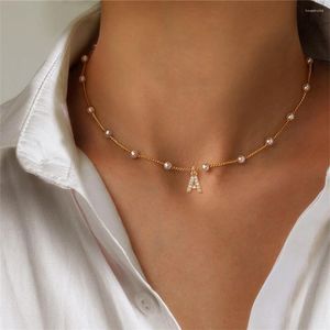 Hänghalsband 2024 mode A-Z Inledande brev Kvinnor halsband Temperament Pearl Chain for Jewelry Gift