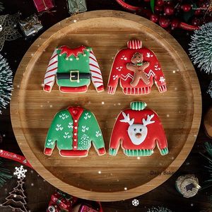 Strumenti di cottura Serie maglione di Natale Stampo per biscotti glassato Cravatta 3D Taglierina per biscotti Decorazione di torta fondente