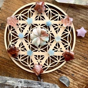 Dekorativa figurer 1st laserskuren trä Coaster Flower of Life Hanging Craft Signs For Home Decor Wall Decoration Trä snidad konst